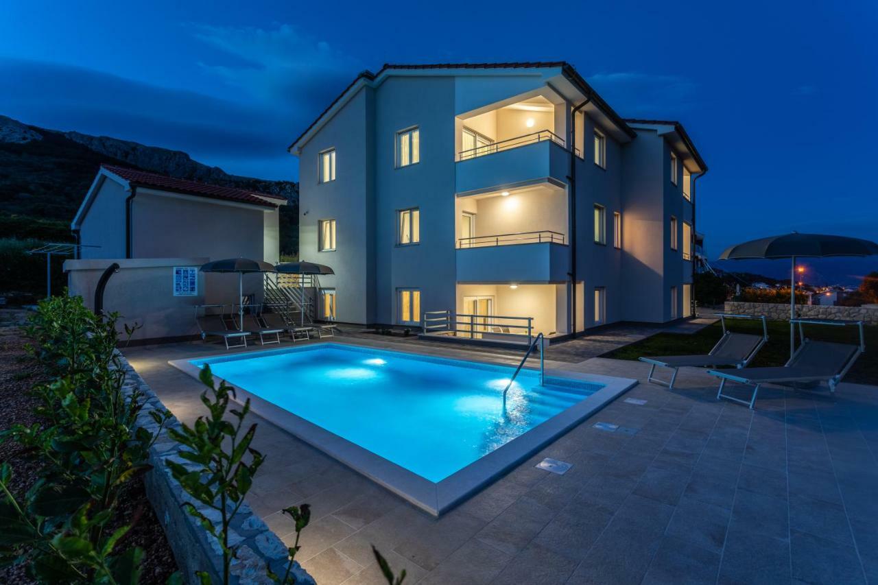 Apartments Mateo 2 バスカ エクステリア 写真